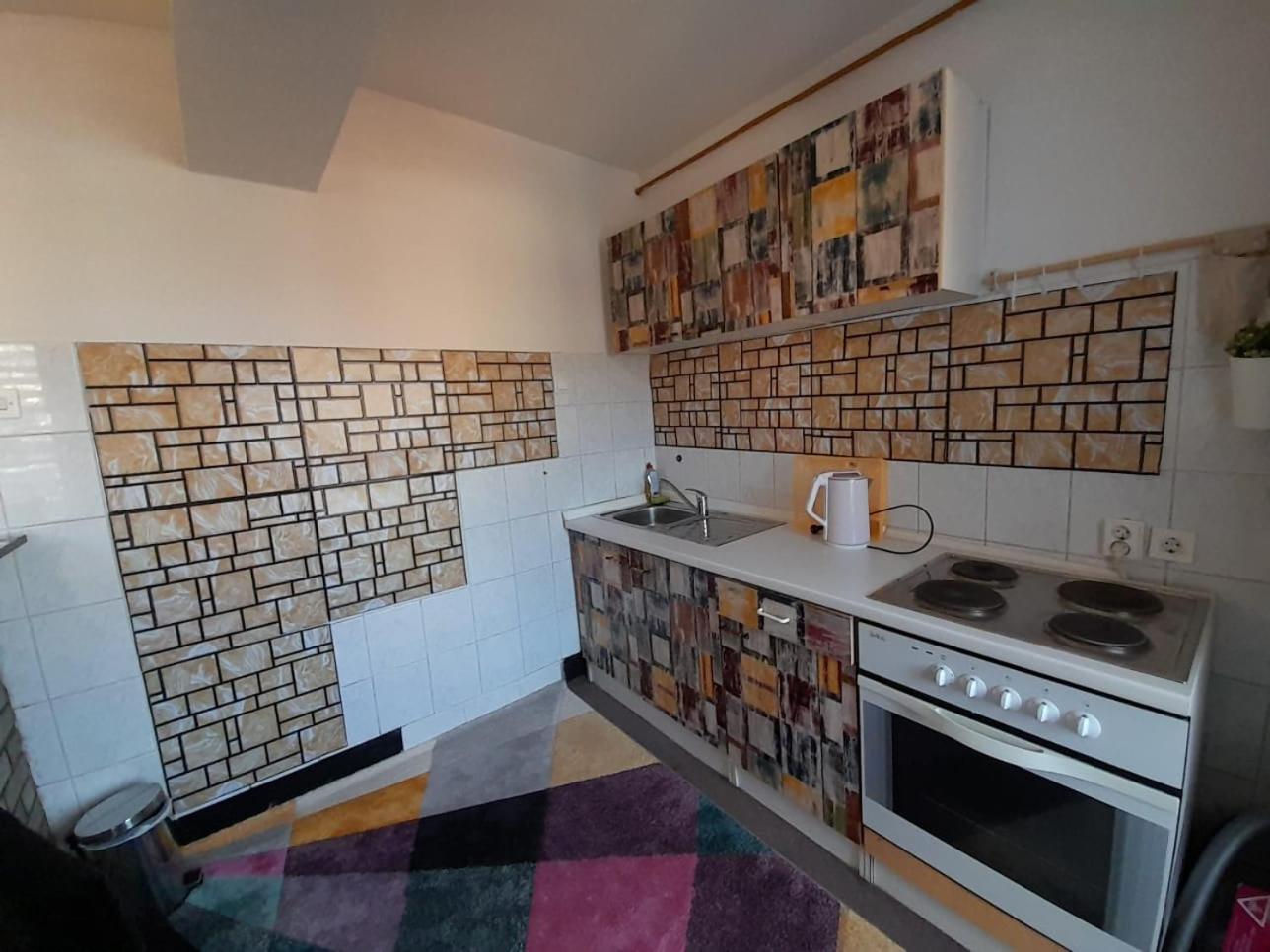 Vista Old Town Apartment *